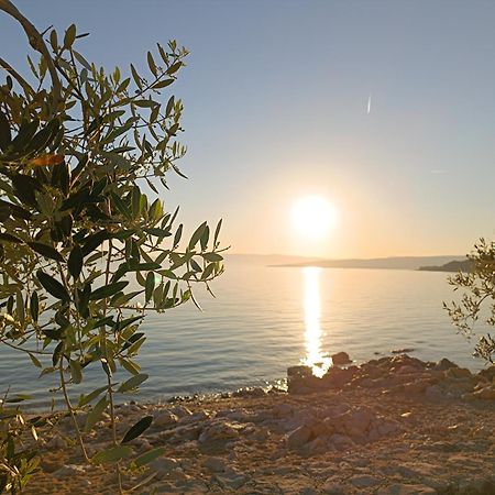 Apartment D&E Punat - Free Parking And Wi-Fi Exterior photo