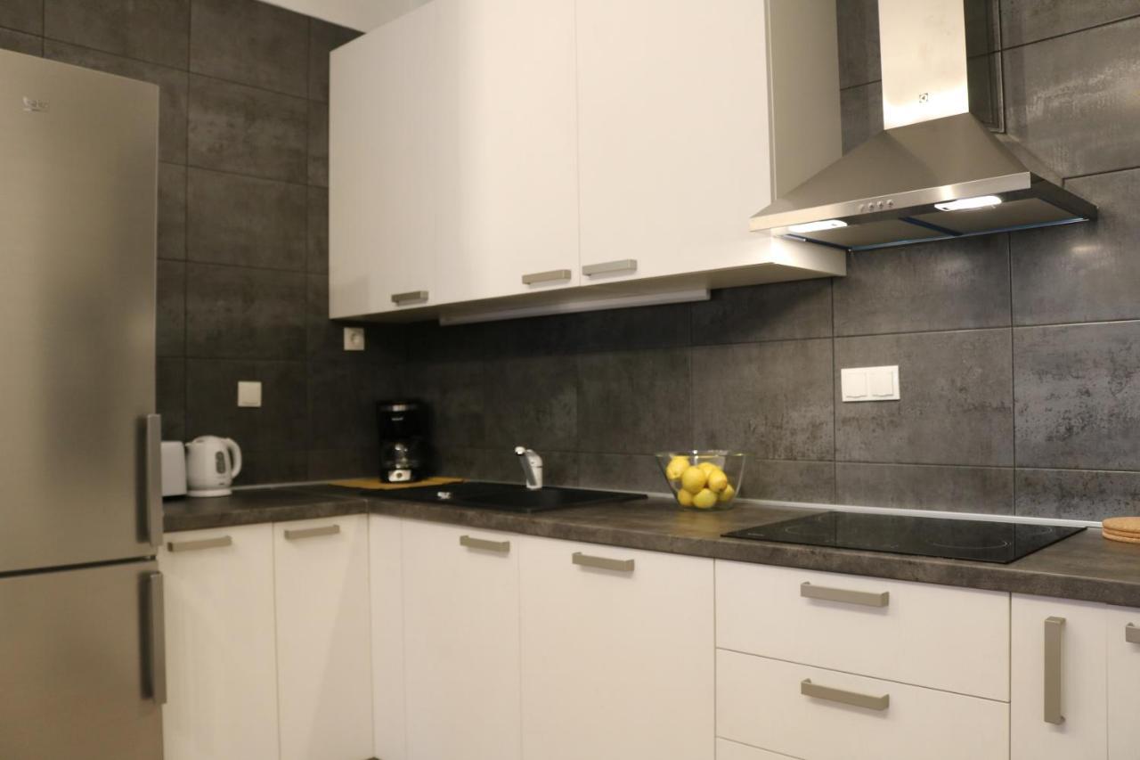 Apartment D&E Punat - Free Parking And Wi-Fi Exterior photo