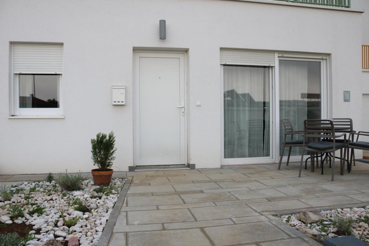 Apartment D&E Punat - Free Parking And Wi-Fi Exterior photo