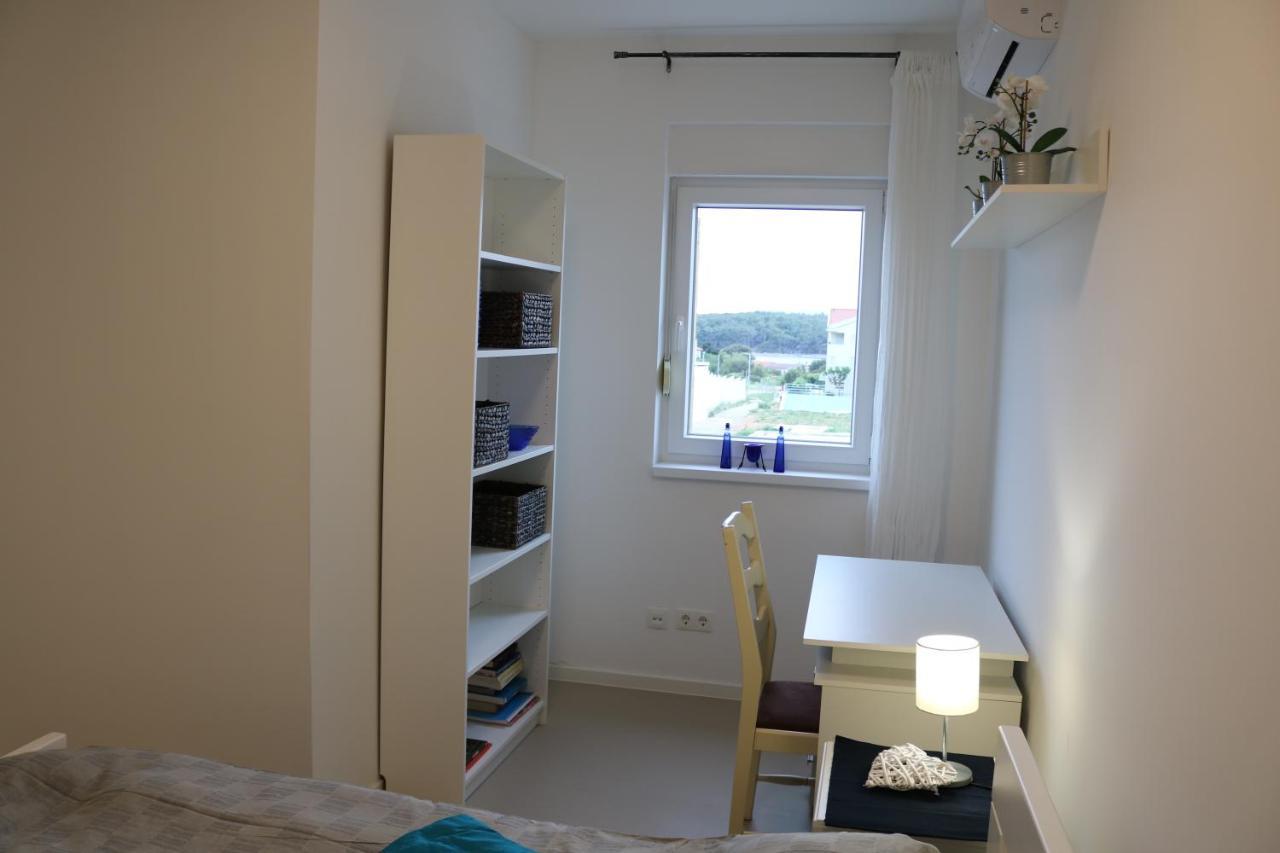 Apartment D&E Punat - Free Parking And Wi-Fi Exterior photo